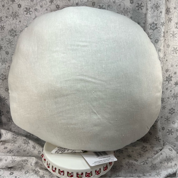 Cindy Lou Who How The Grinch Stole Christmas Velvet Red Bow Wreath Throw Pillow - Picture 2 of 10